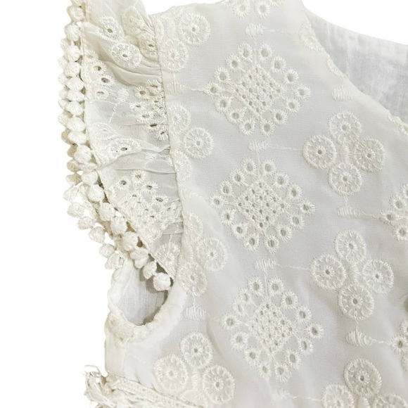 Mayoral white Eyelet lace blouse crochet trim, tassel & fringe lined Spain sz 7 - Picture 3 of 7